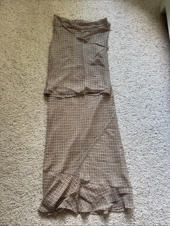 Max Studio Dresses & Skirts - Beautiful Max Studio Neutral Geometric Skirt and Top in Matching Set Beige Brown